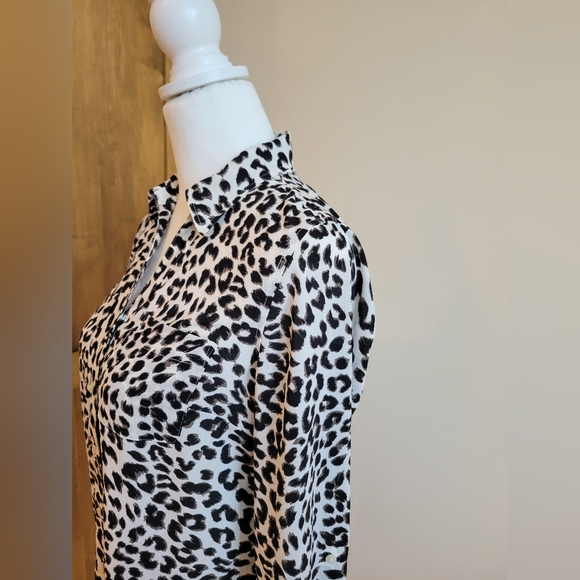 Talbots button up animal print blouse - Picture 4 of 4